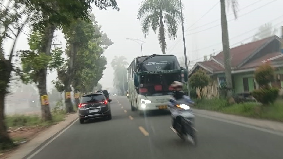 Kabut Tebal Selimuti Kota Solok Pagi ini 1 02101 kabut b