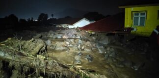 Galodo Arosuka, Kantor Dinas PUPR Mengalami Rusak Parah Galodo Arosuka, Kantor Dinas PUPR Mengalami Rusak Parah