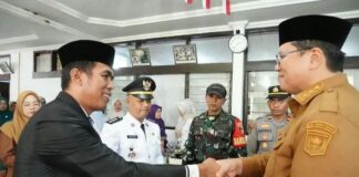 Gantikan Mulkhairi, Ahmad Efendi Dipercaya Pimpin Kecamatan Sungai Tarab Gantikan Mulkhairi, Ahmad Efendi Dipercaya Pimpin Kecamatan Sungai Tarab