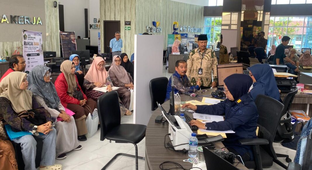 Kebut Persiapan Haji 2027, Kemenhaj Bukittinggi Gandeng Imigrasi Layani Paspor Jemaah