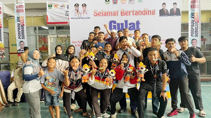 Jago Gulat, Zalfa, Gadis Koto Baru Solok Raih Emas pada Porprov Sumbar 2026 4 01704 zalfa c