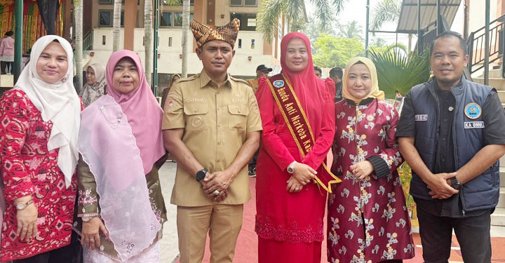 Bupati Solok Launching Kurikulum IKAN di SMPN 2 Gunung Talang 3 02805 bnn c